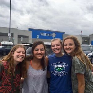 Meet your Posher, Julia